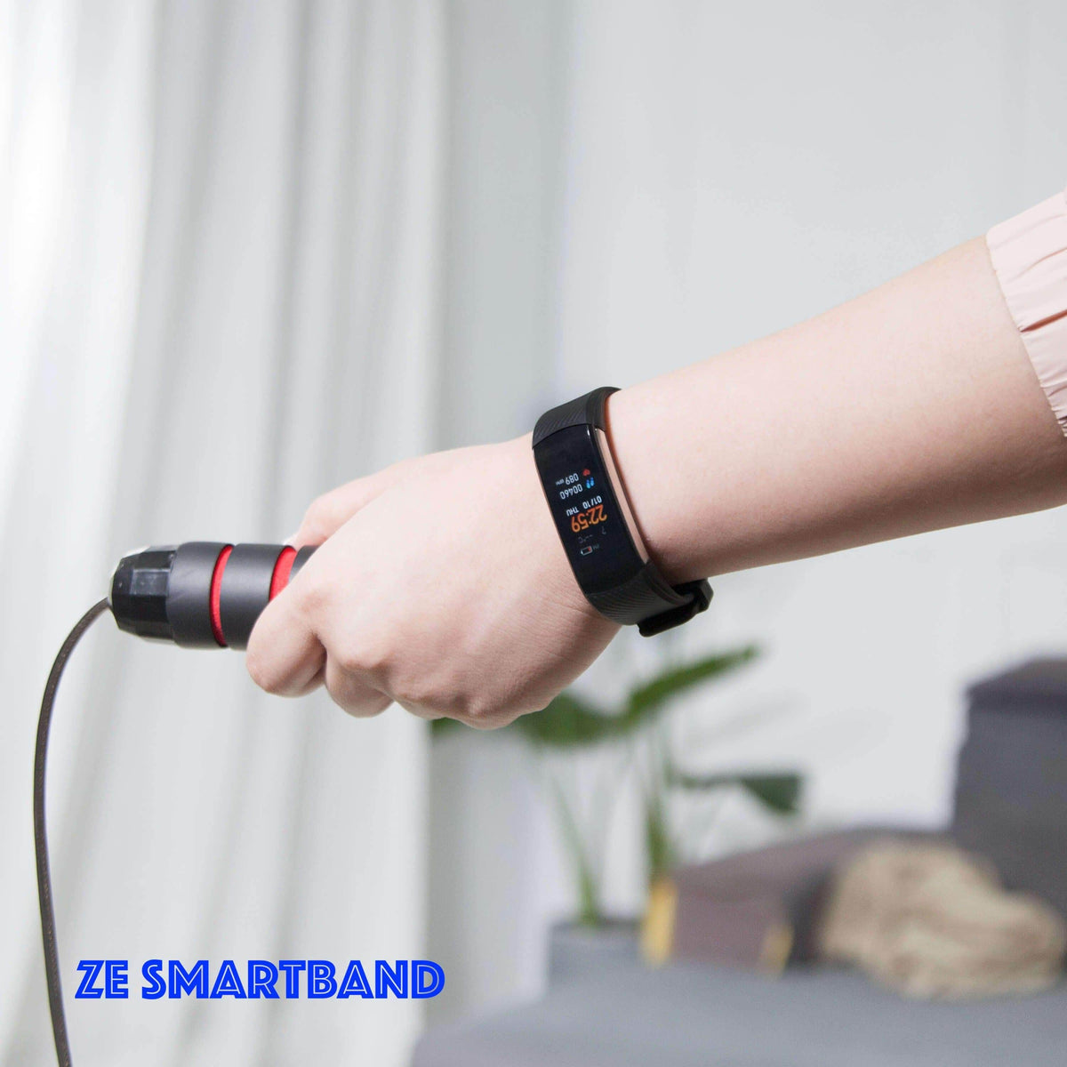 ZE Technology watches ZE Unique Smart Band with Body Temperature Monitoring