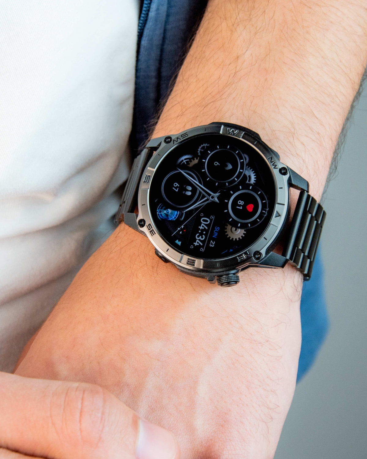 ZE™ Force Smartwatch